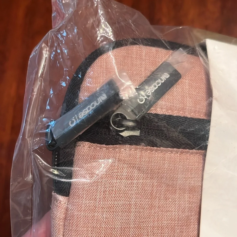 NEW Incase Red Pink Zip Brief For 13”-14” laptops and tablets